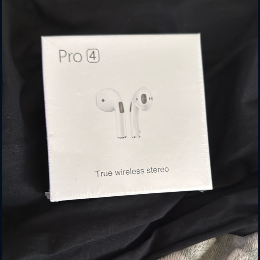 Pro 4 True Wireless Stereo Earbuds - White